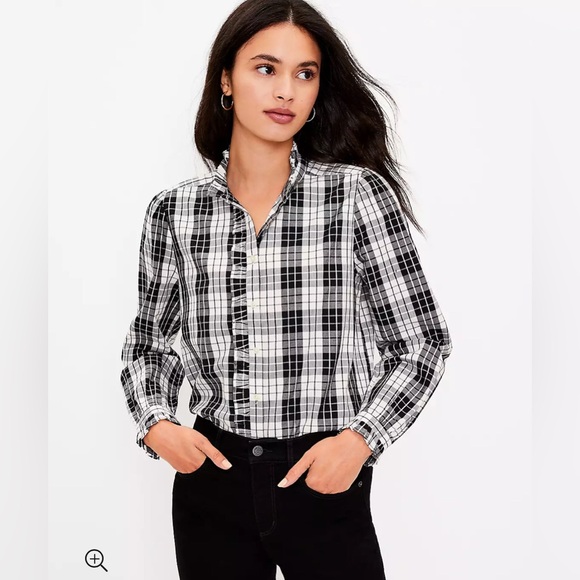 LOFT Tops - LOFT Plaid Ruffle button down black and white Shirt NWT Long sleeved size small